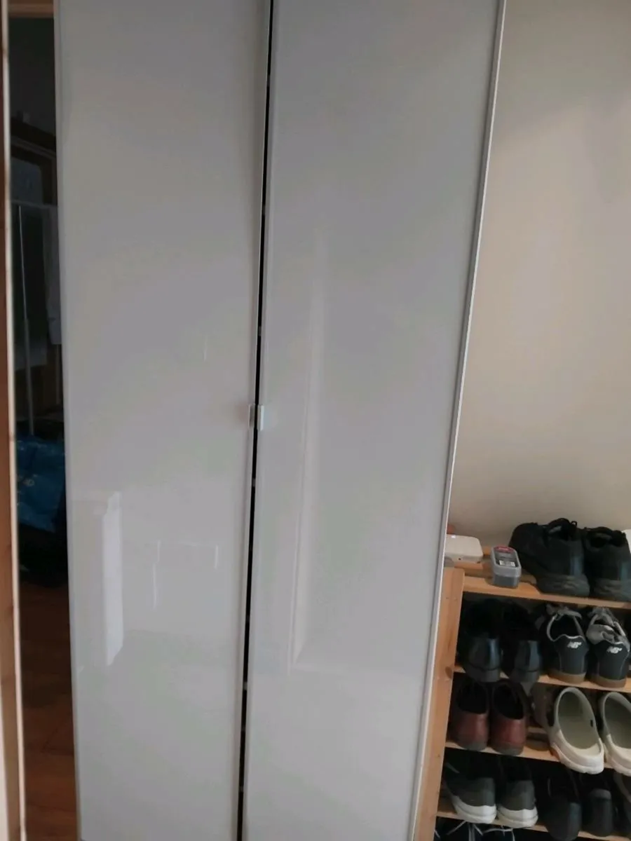 High Cabinet - Image 1