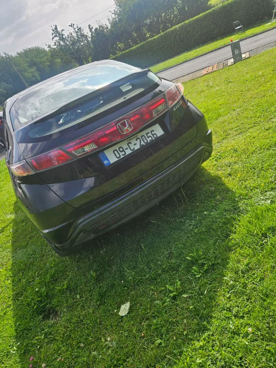 2009 honda civic - Image 3