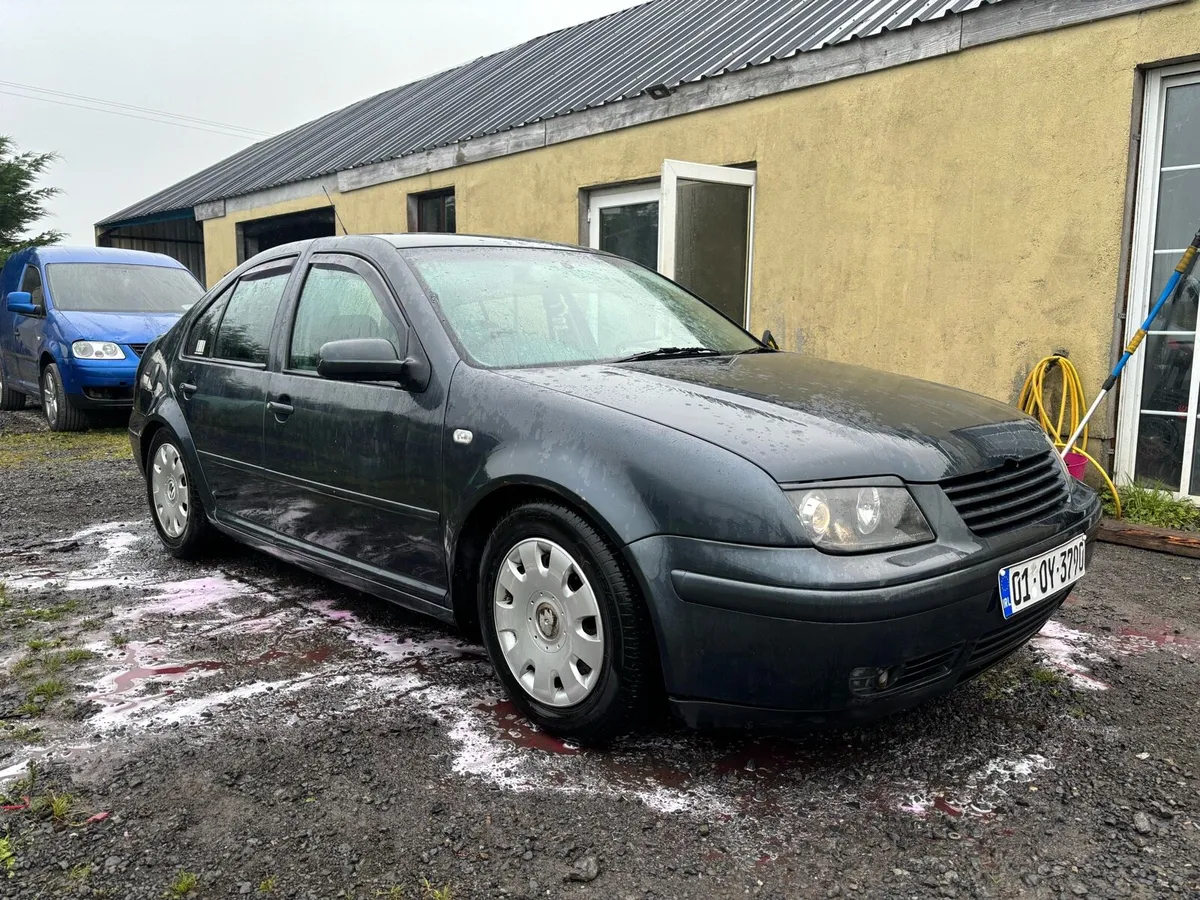 VW BORA 1.9 TDI 115 6 SPEED - Image 3