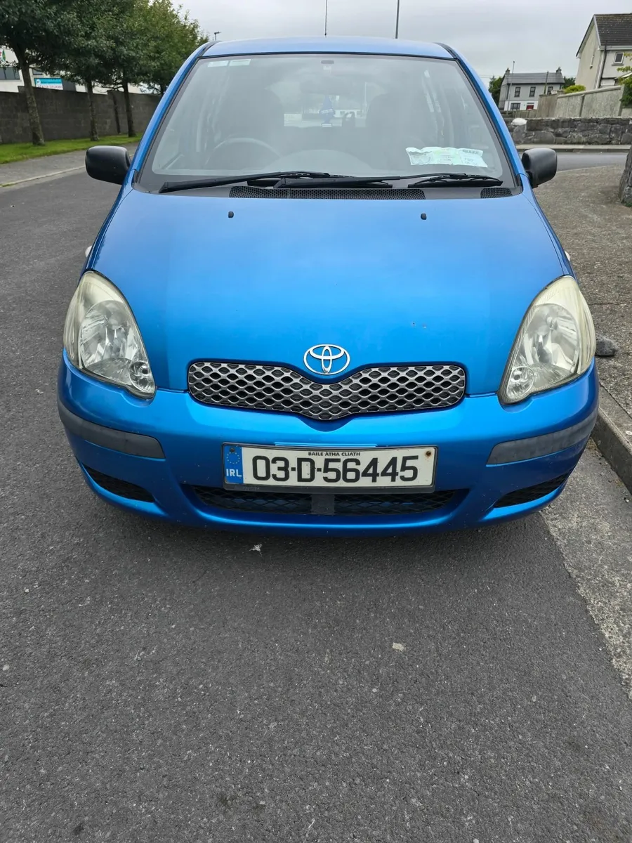 Toyota Yaris 2003 - Image 1