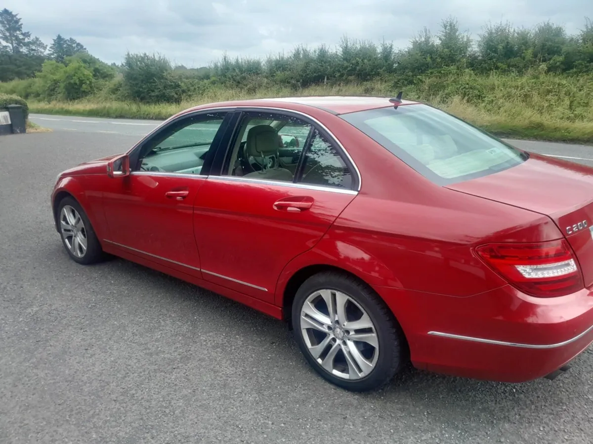 132 Mercedes C200 Nct Nov 2025 - Image 2
