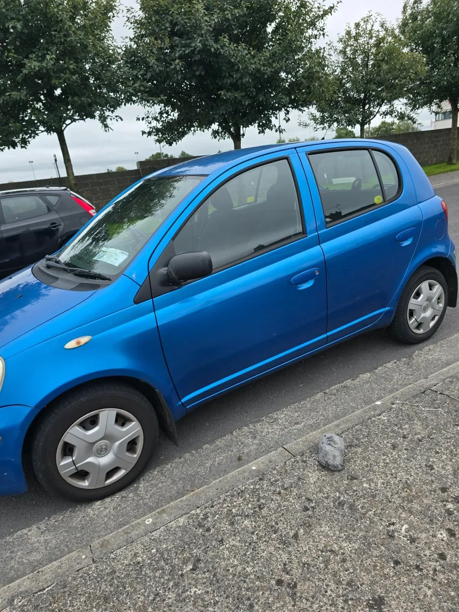 Toyota Yaris 2003 - Image 3