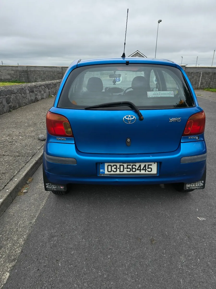 Toyota Yaris 2003 - Image 4