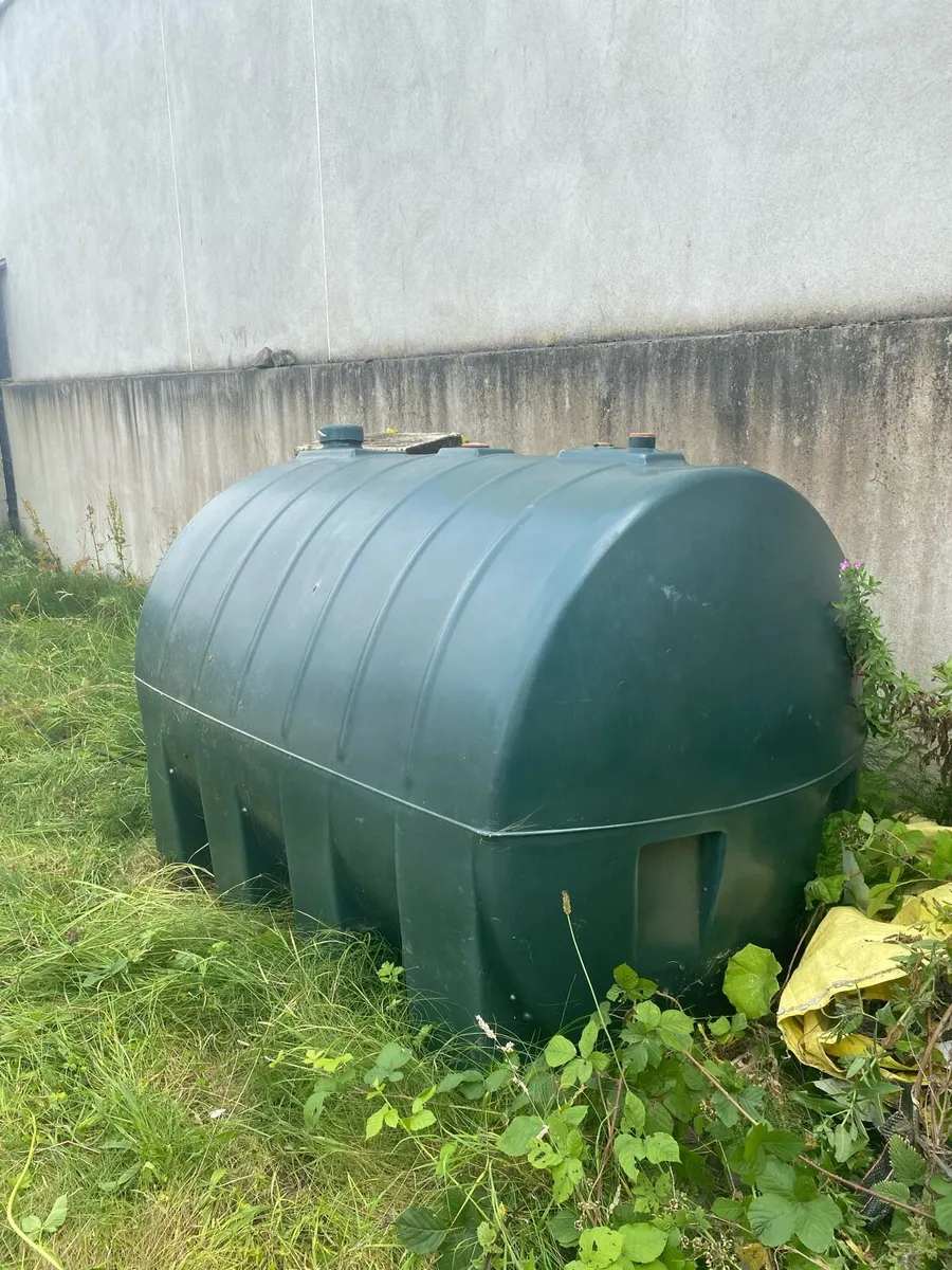 Oil Tank For Sale 1k litre - Image 1