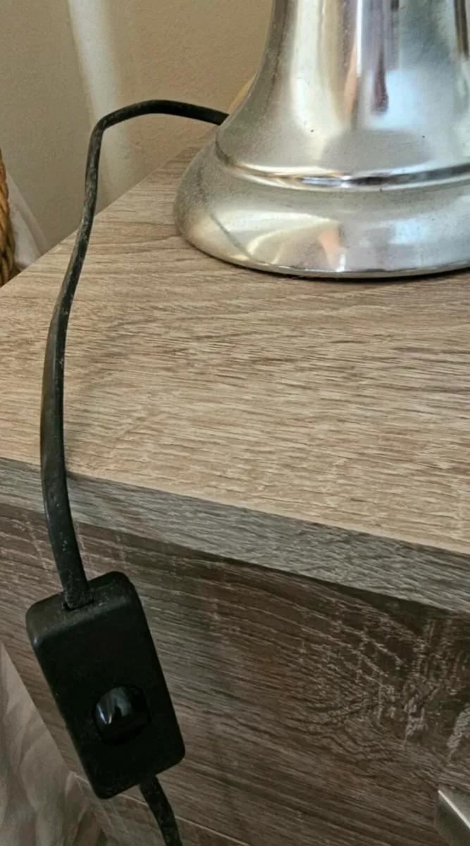 Elegant Chrome and Mosaic Glass Table Lamp Pick-up - Image 3