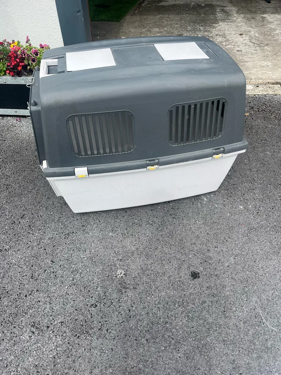 Large dog kennel/cage - Image 3
