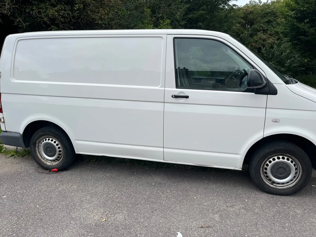 Volkswagen Transporter 2012 - Image 1