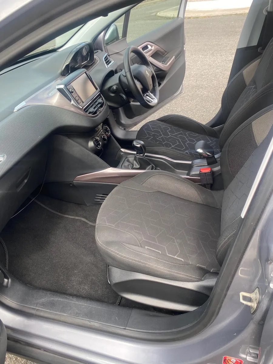 Peugeot 2008 2014 low mileage - Image 4