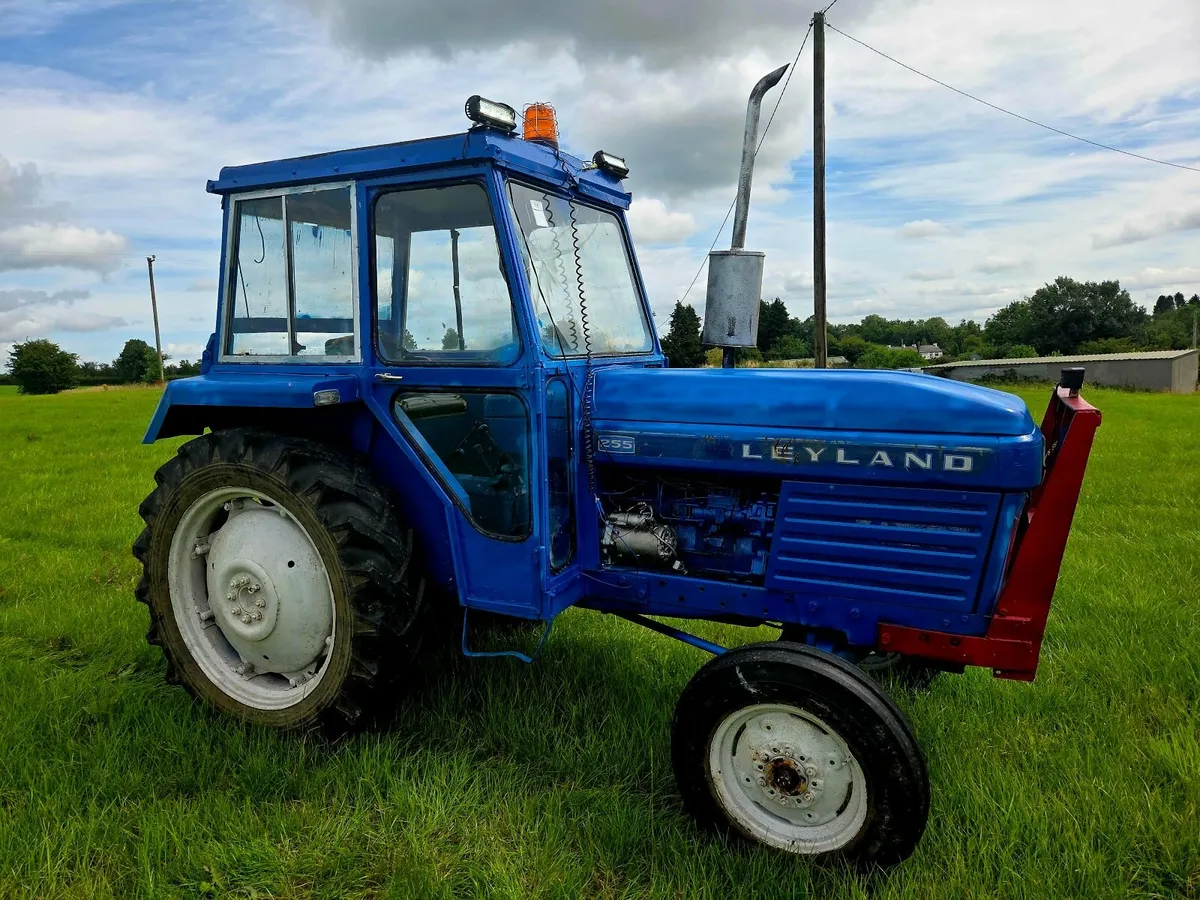 Tractor Leyland 255 - Image 3