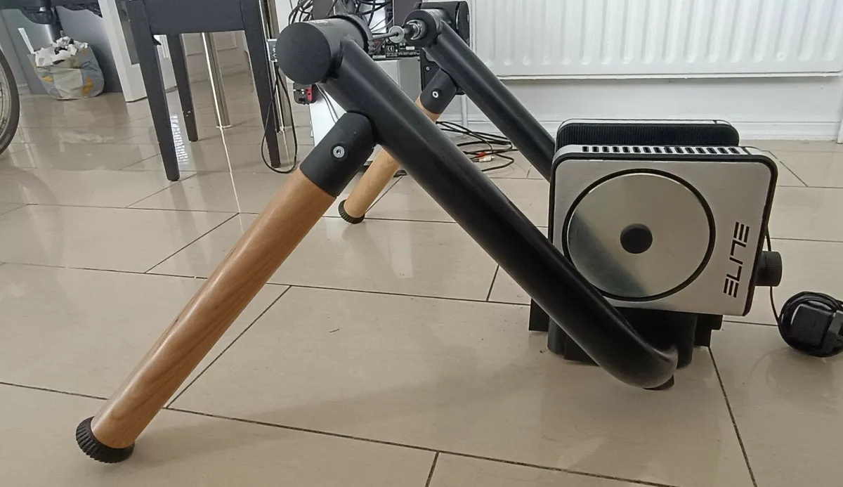 Elite Tuo Smart Trainer - Image 1