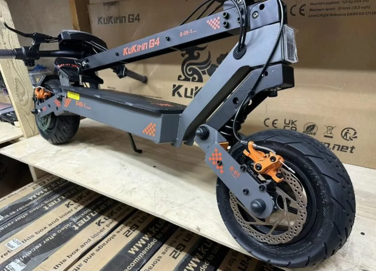 Electric scooter kukirin G 4 sport 2000 Batt - Image 4