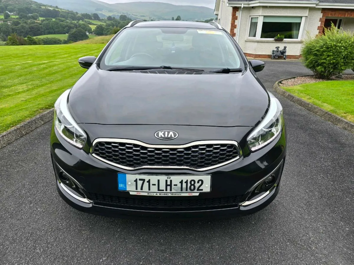 Automatic Kia Ceed - Image 2