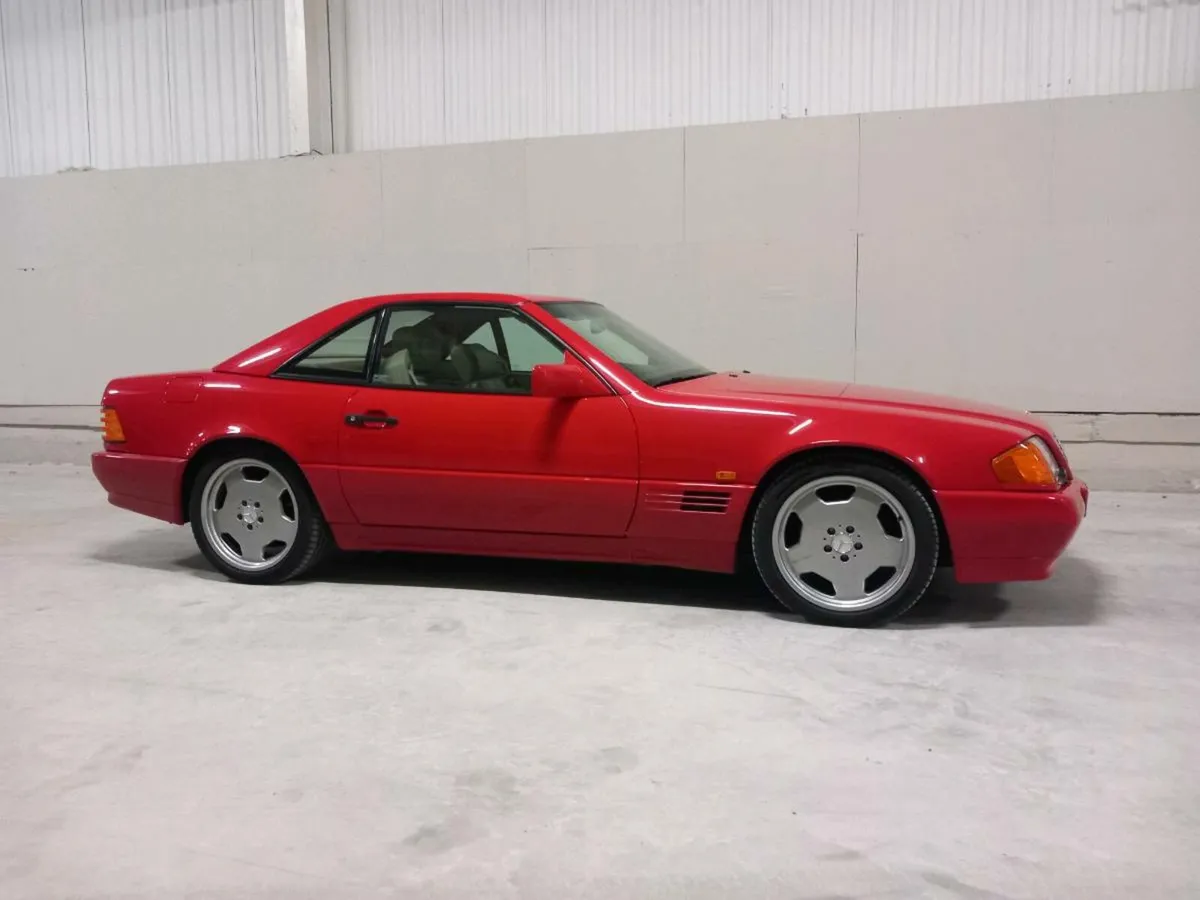 Mercedes 500SL - Image 1