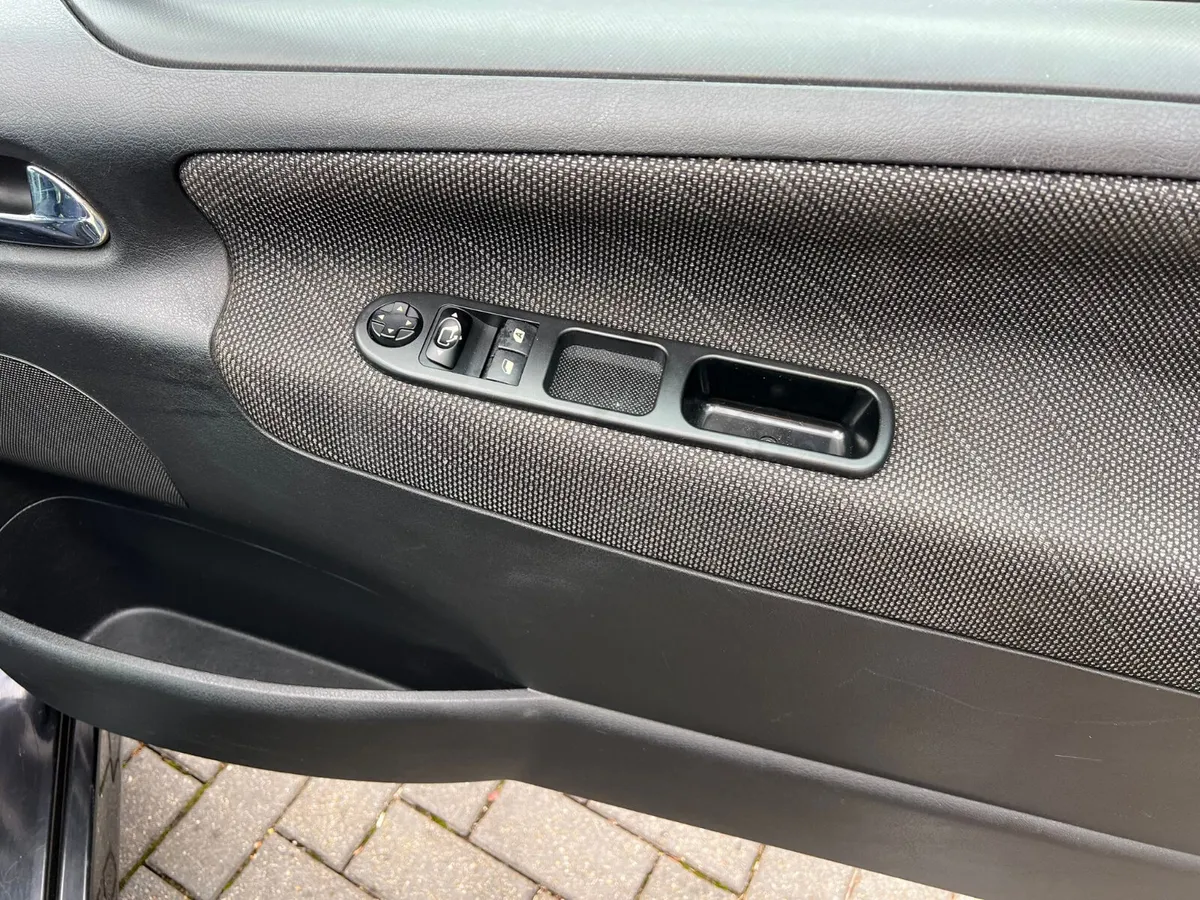 Peugeot 207 2009 1.4 HDI nct 3/26 tax 10/25 - Image 3