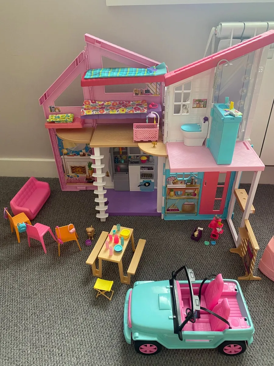Barbie Malibu House, Car and Campervan - Image 1