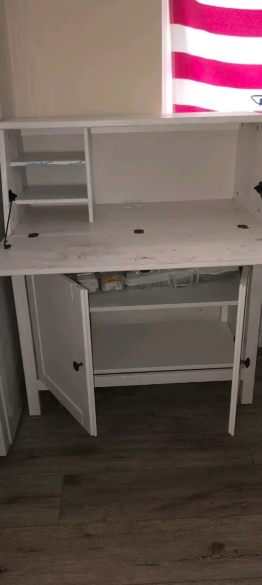 Table - Image 1