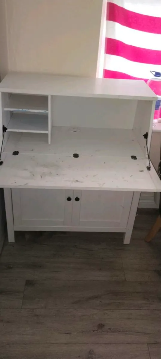 Table - Image 2