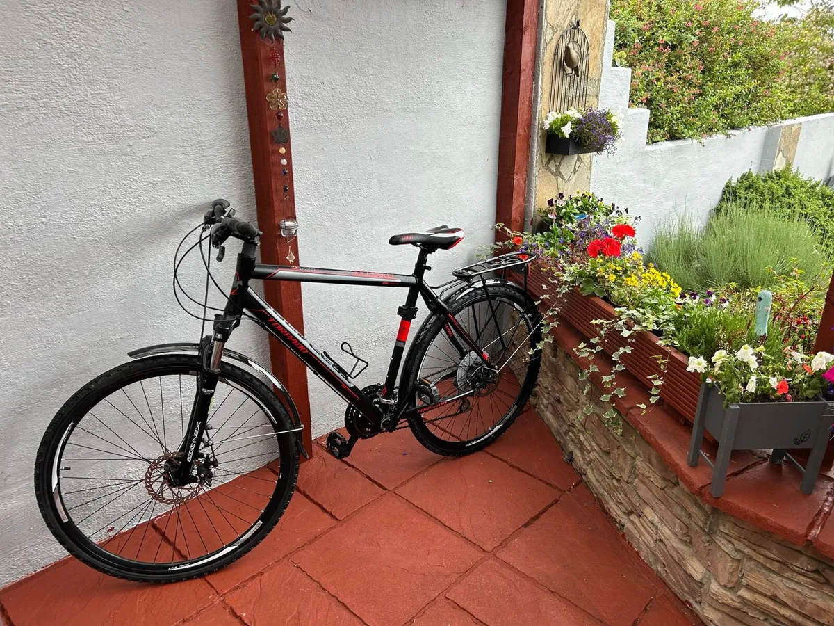 2 bicycles for sale ladies and gents. - Image 2