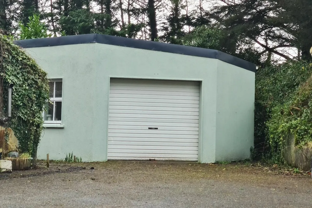 Garage Door - roller - Image 2