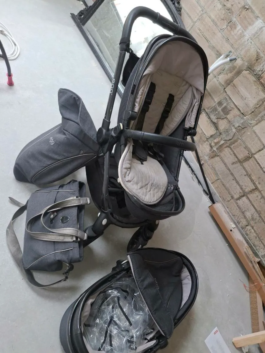 Egg Pram - Image 3
