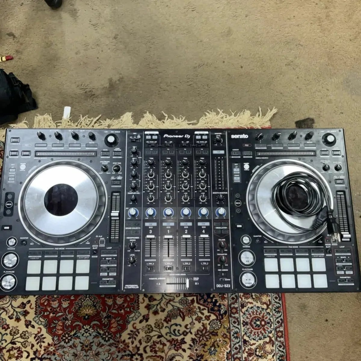 Pioneer DDJ-SZ Digital DJ Controller - Image 1