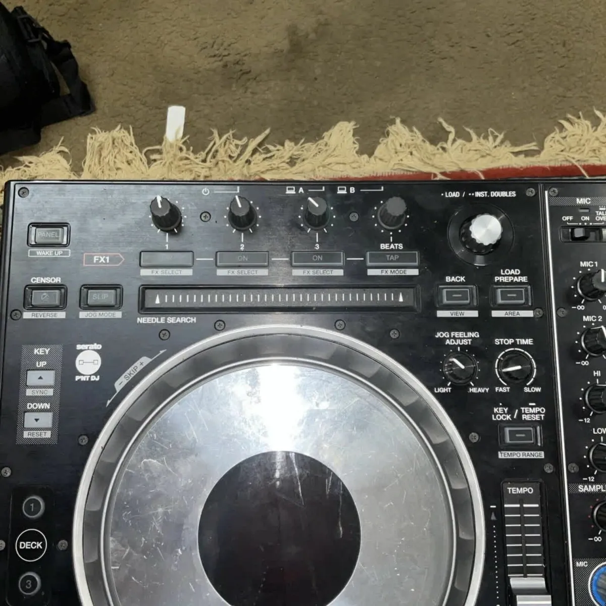 Pioneer DDJ-SZ Digital DJ Controller - Image 4