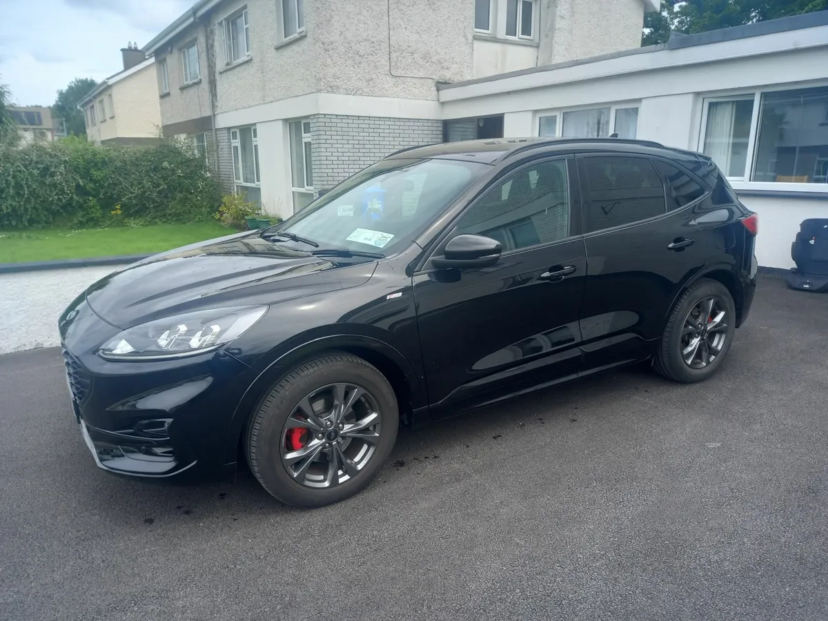Ford Kuga 2021 - Image 2