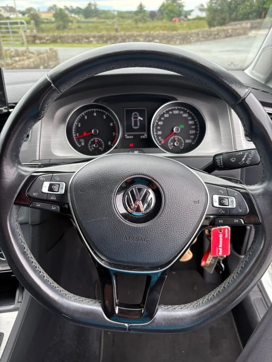 VW Golf - Image 4