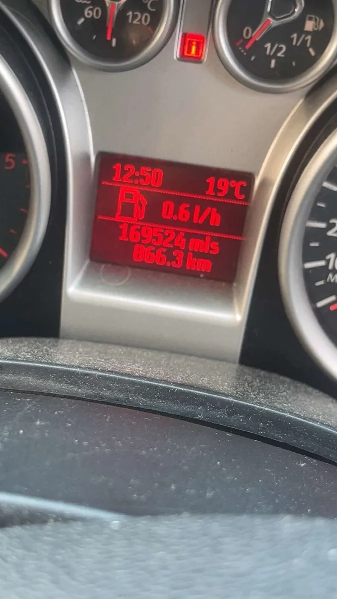 Ford focus 2008 - Image 3