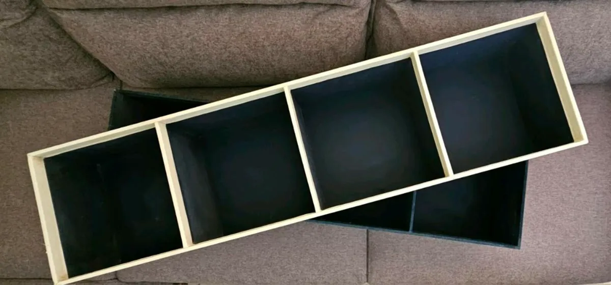 Set of two  4-compartment storage shelves Pick-up - Image 1