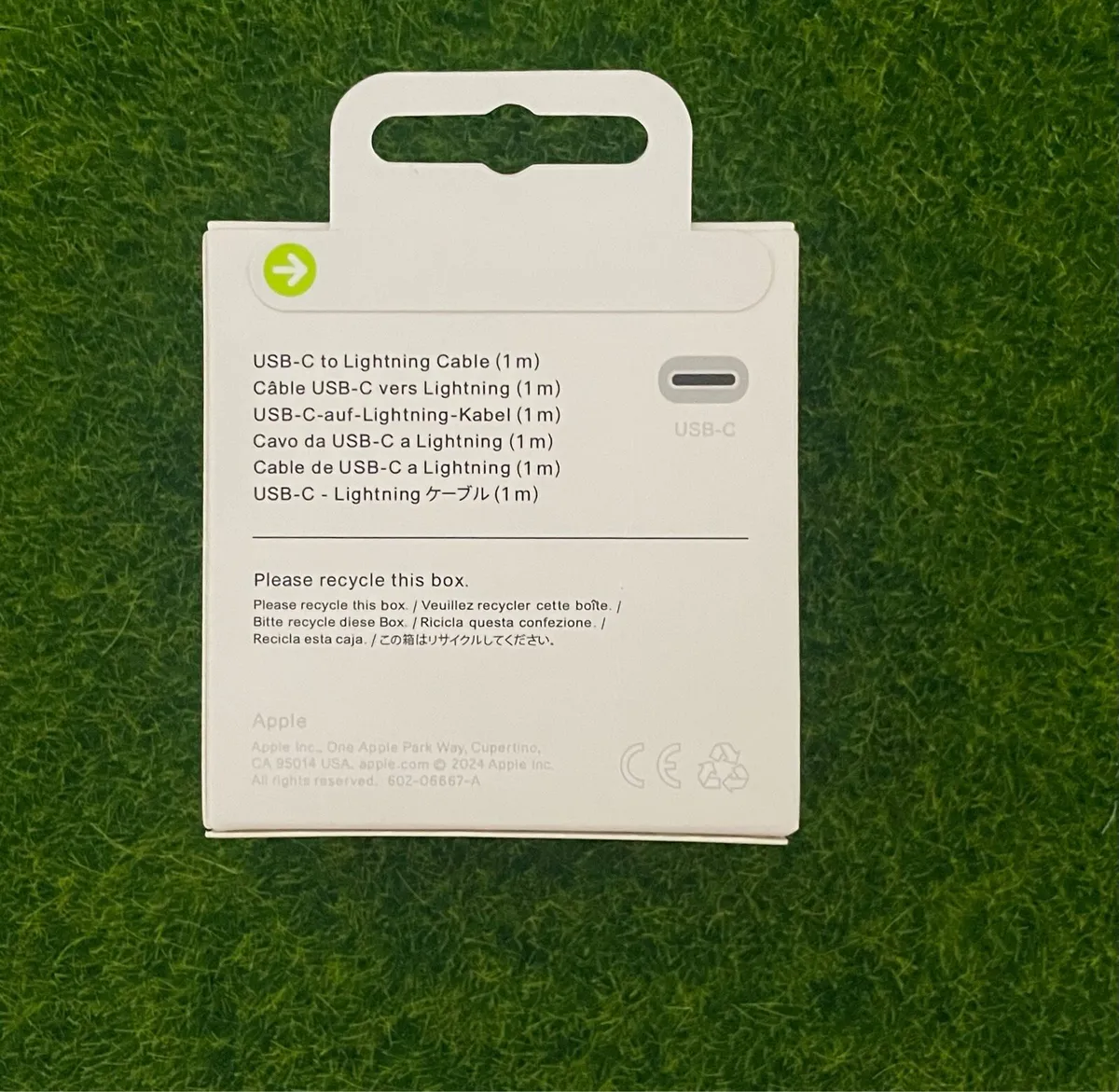 Apple USB-C to lightning cable (1m) - Image 2