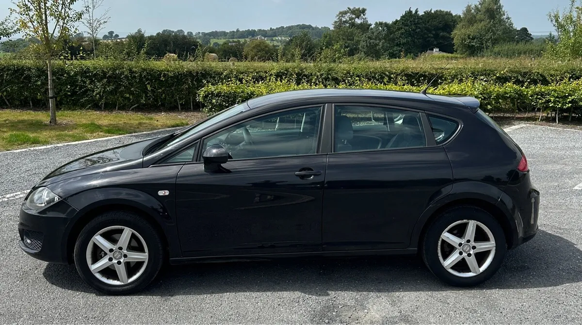 Seat Leon 2010, 1.9D - Image 4