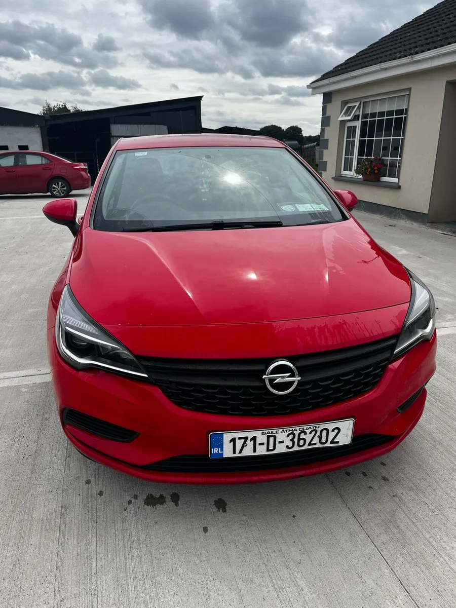 2017 Opel Astra 1.6 Diesel - Image 1
