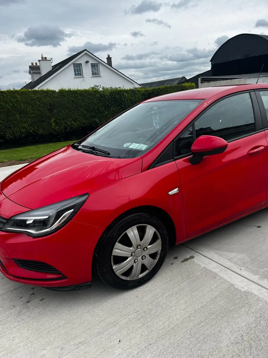 2017 Opel Astra 1.6 Diesel - Image 2