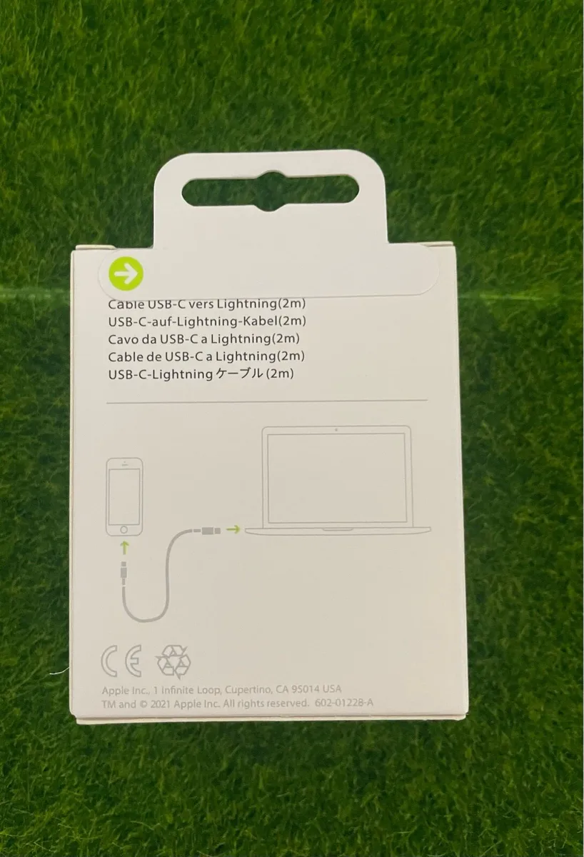 Apple iPhone lightning cable (2m) - Image 2
