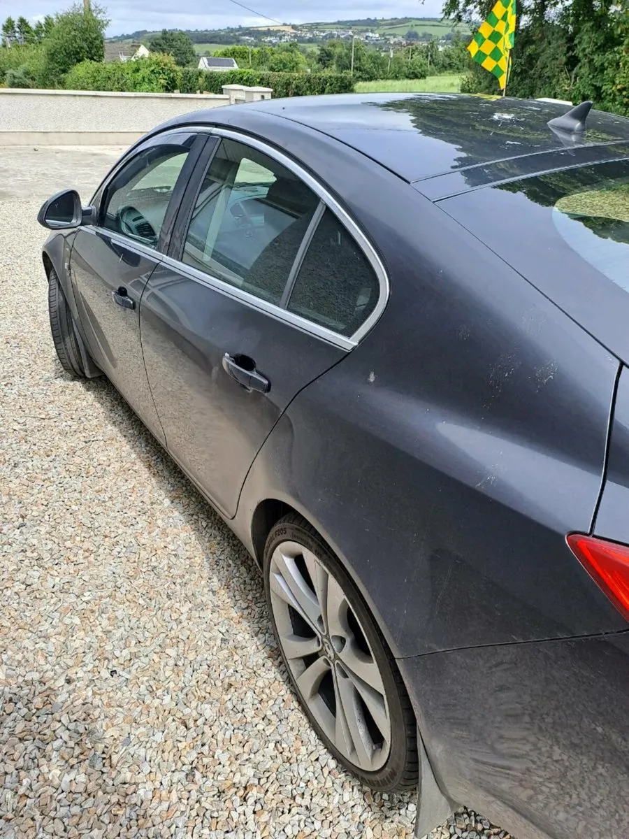 Car - Image 2
