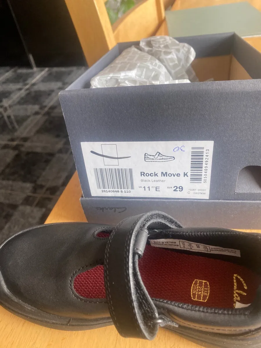 Girls back to school shoes. Clarkes. - Image 3