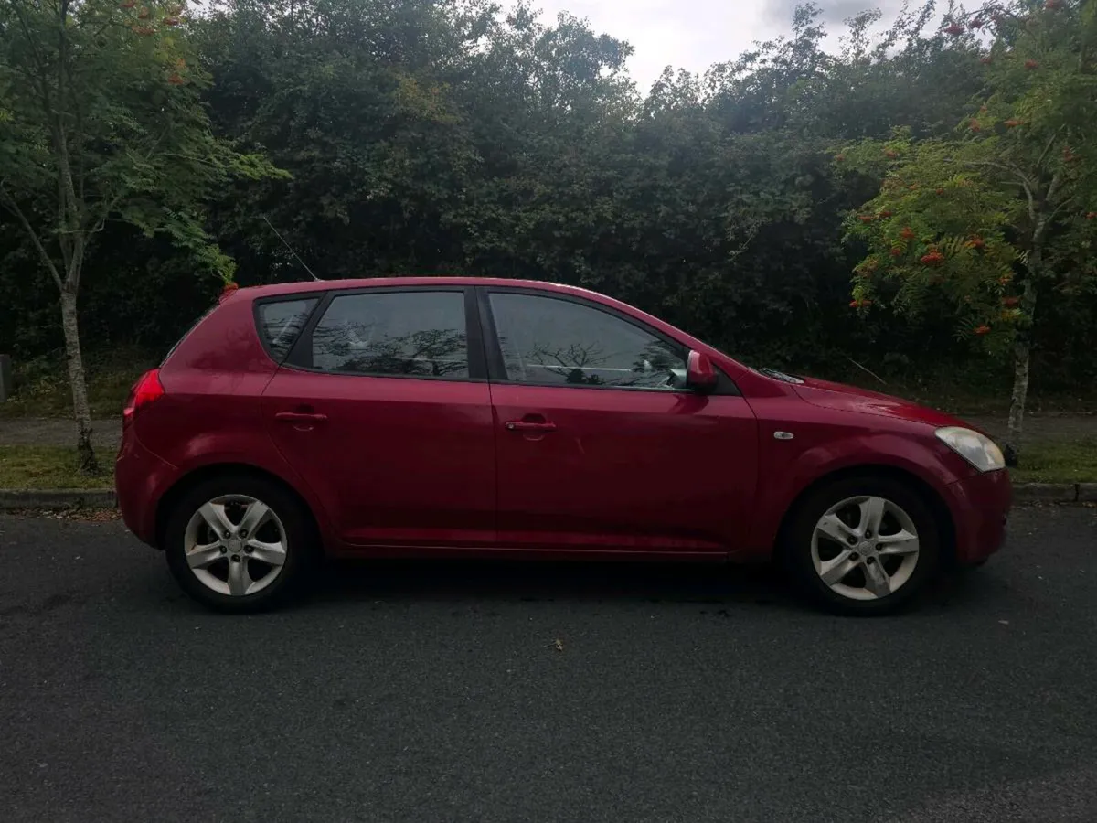 Kia Ceed 1.4 Petrol - Image 3
