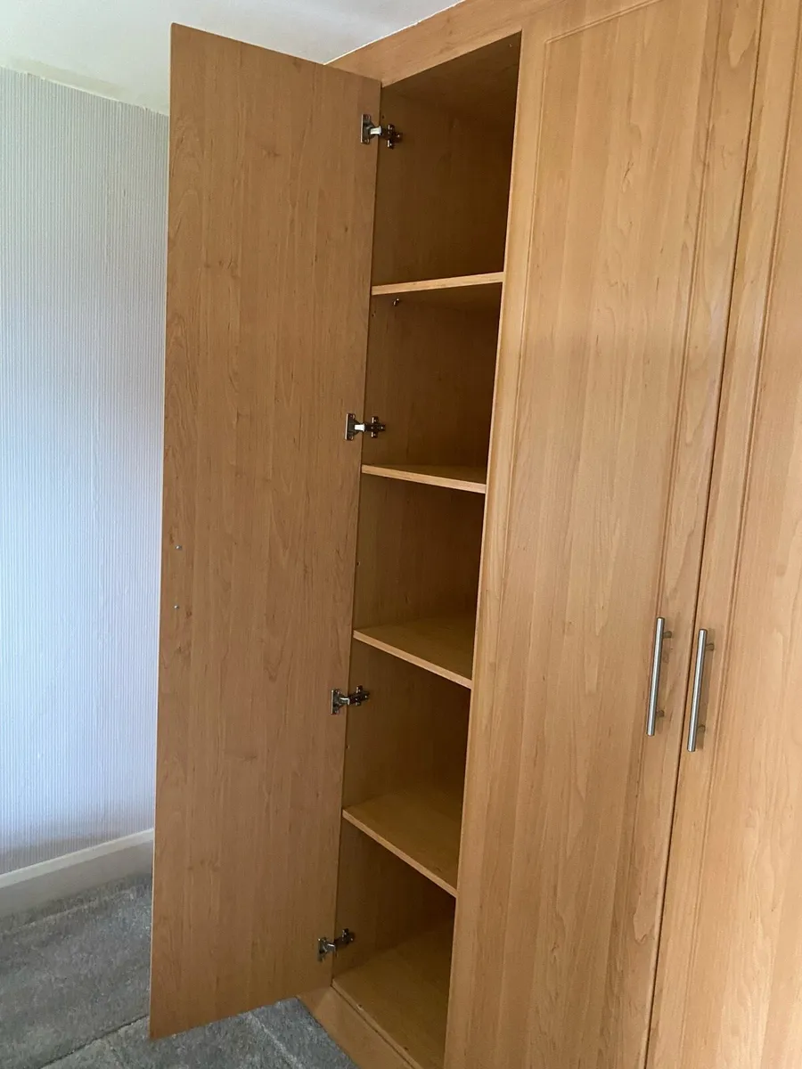 5 door bedroom wardrobe - Image 2
