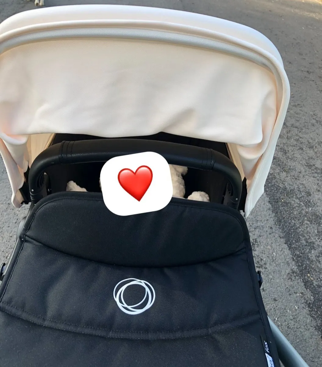 Bugaboo pram - Image 2