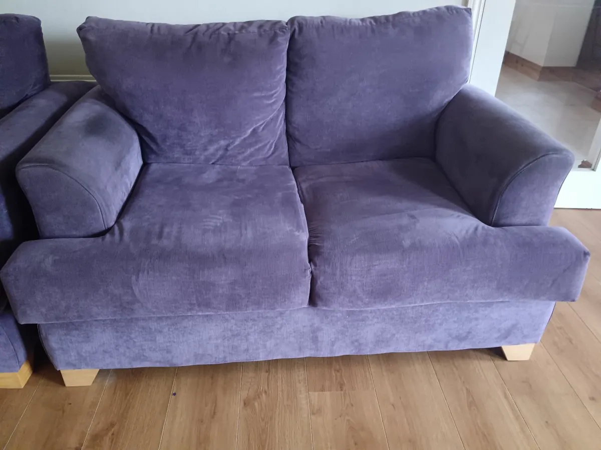 Couches - Image 2