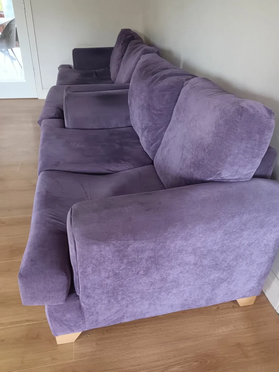 Couches - Image 4
