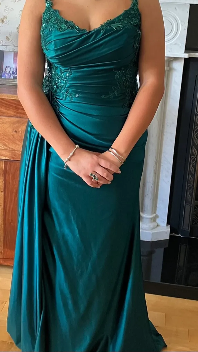 Debs dress - Image 2