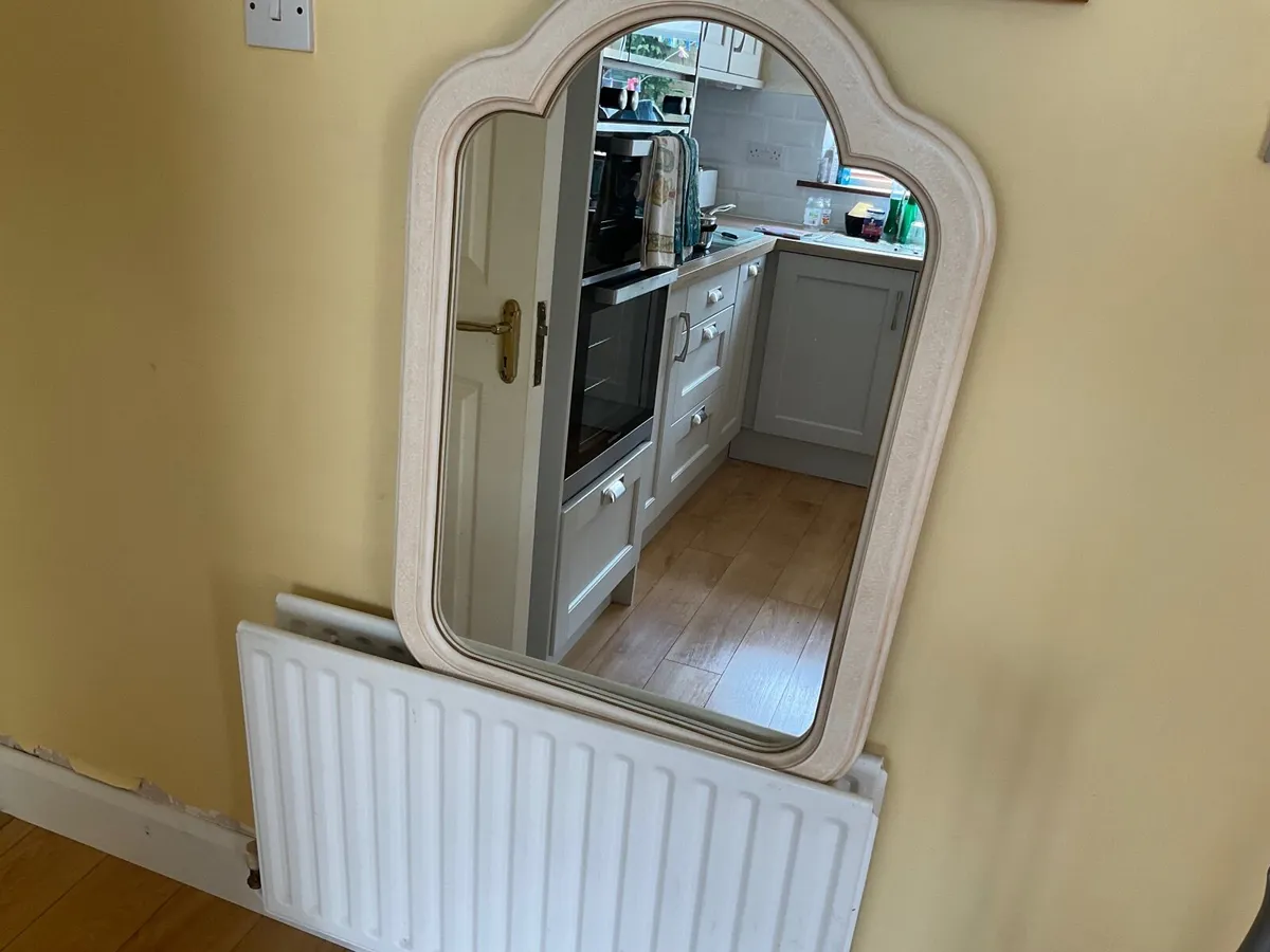 Mirror - Image 1