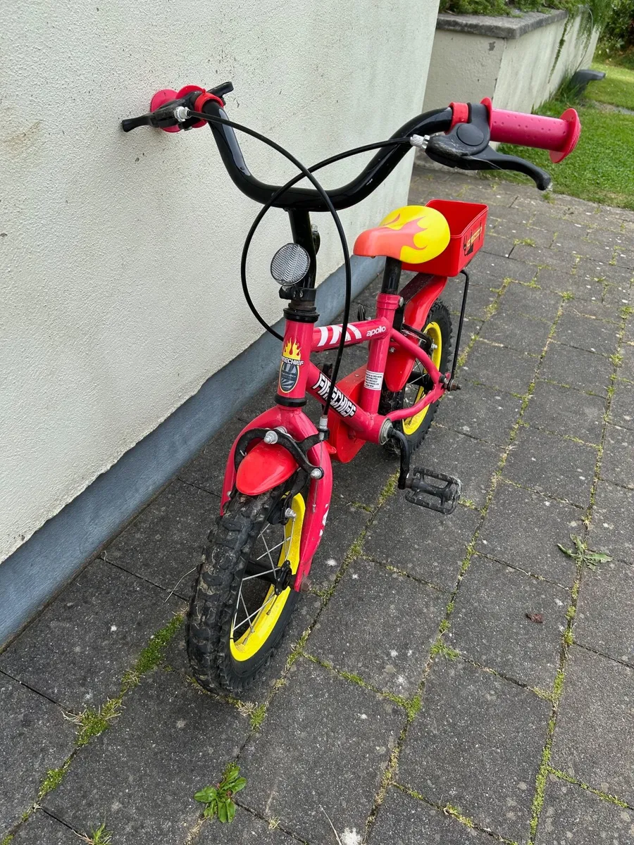Apollo Firechief 12in Kids Bike - Image 2