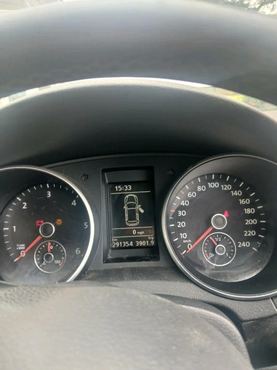 Volkswagen golf   RLine - Image 4