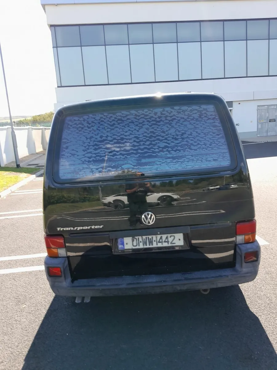 Volkswagen Transporter 2001 - Image 4