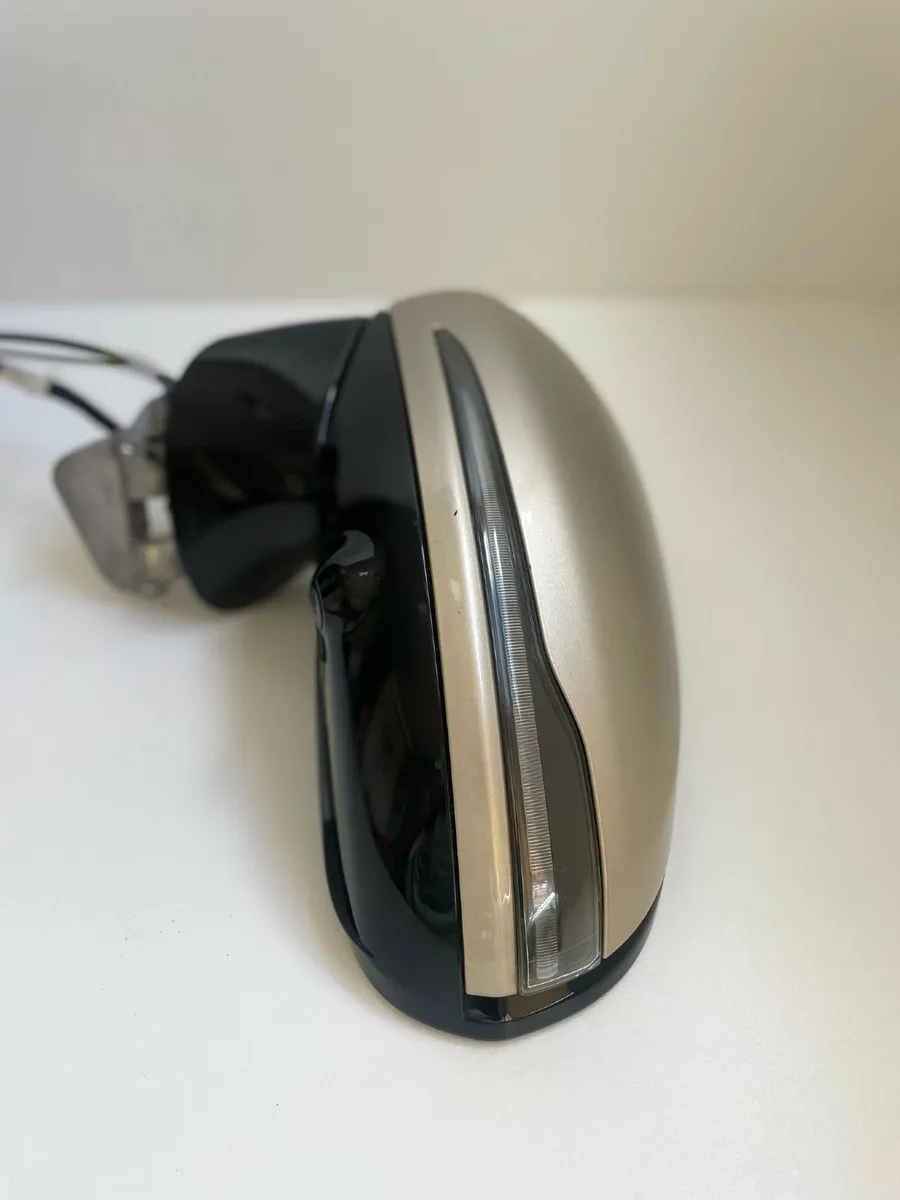 MERCEDES E COUPE W238 LEFT SIDE MIRROR - Image 2