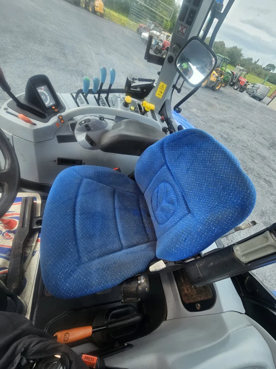 Tractor - Image 4