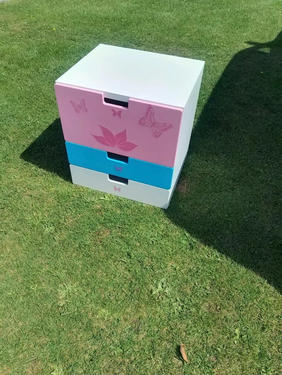 Drawers - Image 1